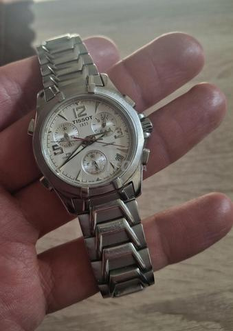 ساعة تيسو أصلية