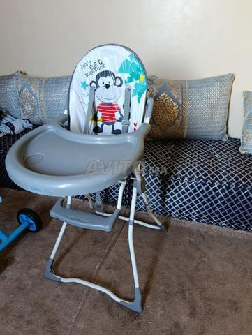 كراسي للأكل