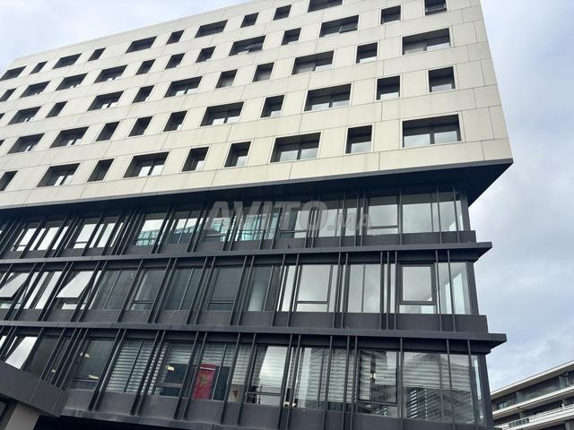 مكتب بلاتو جديد للإيجار في CFC - 72 متر مربع