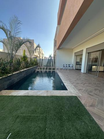 فيلا للبيع إقامة ملاك