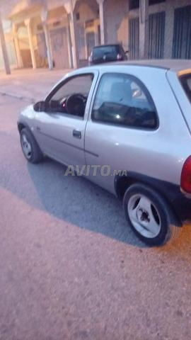 Opel Corsa Essence Manuelle 1996 à Casablanca