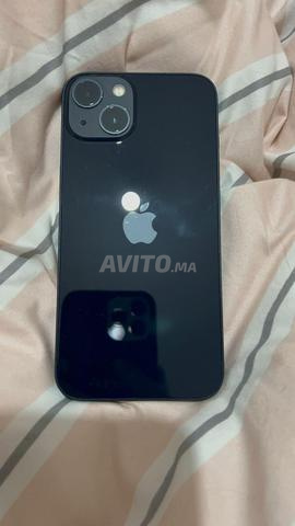 I phone 13 normal bon état comme neuf