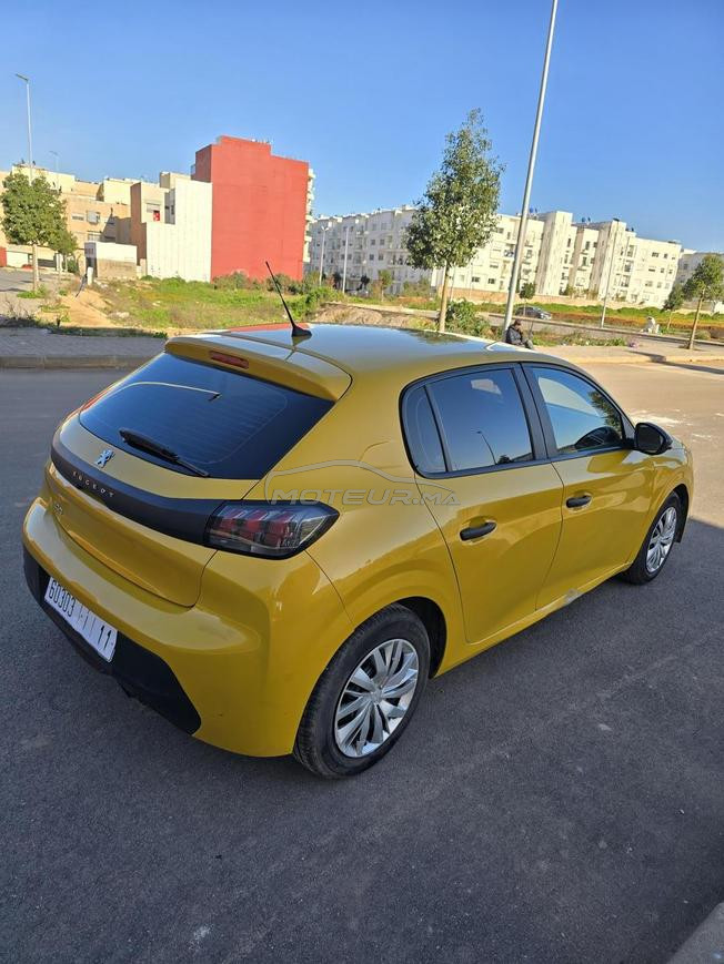 mon voiture a vendre 208 model 2021