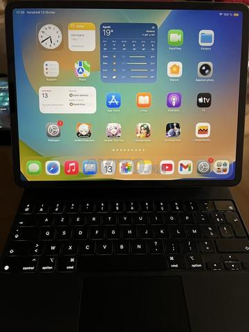 iPad Pro 12.9 1To 4G clavier AirPods Max