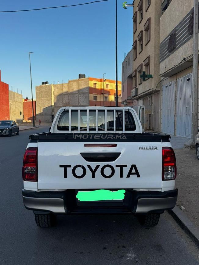 tayota hilux