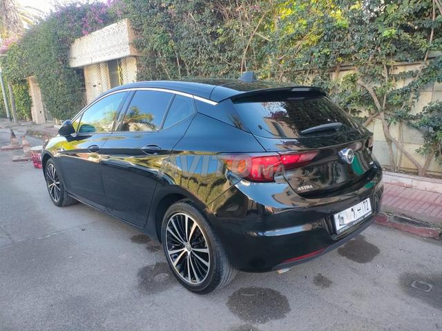 Opel Astra Diesel Manuelle 2019 à Casablanca
