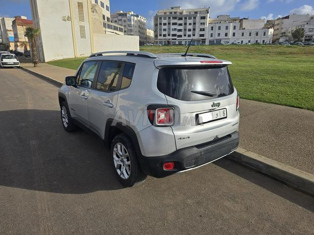 Jeep Renegade Diesel Automatique 2017 à Rabat