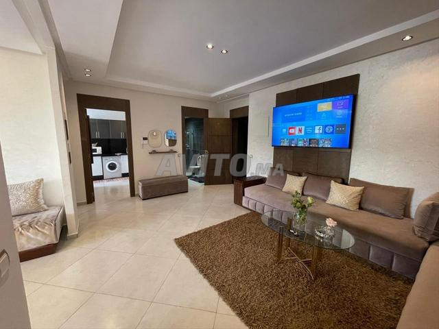 شقة مفروشة رائعة 3 غرف في القنيطرة فال فلوري