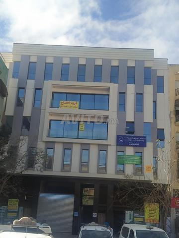 Plateau de bureau à louer