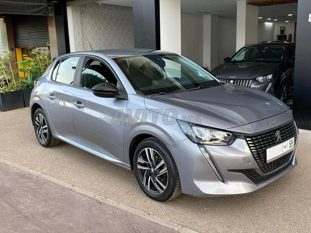 Peugeot 208 très propre