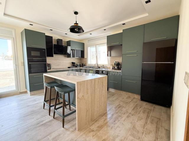 شقة فريدة للإيجار والبيع مرشان - 2