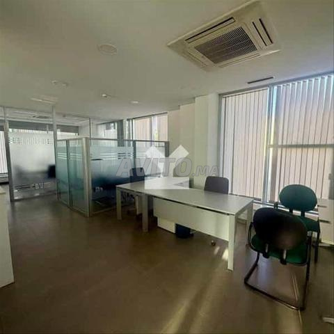 172702-Bureau à louer à 100000DH à Bourgogne (Anfa