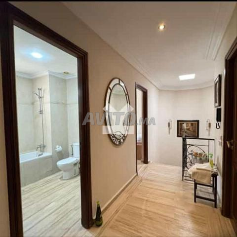 151582-فيلا للإيجار بـ 35000 درهم في عين الدياب - 2