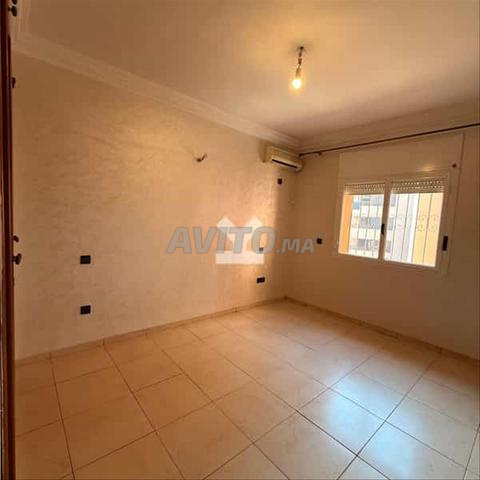 168119-Appt à louer à 8000DH à Gueliz - 2