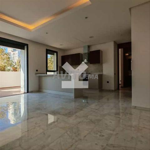 163790-Appt à louer à 9500DH à Casablanca Finance