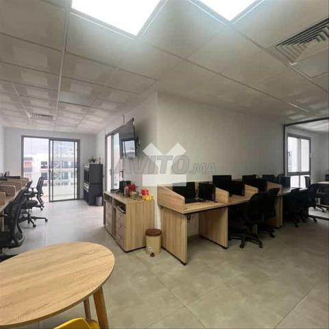 166041-مكتب للإيجار بـ 13000 درهم في المعاريف