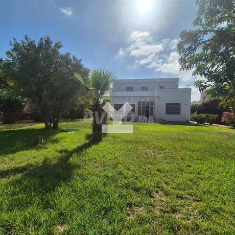 153375-بيع فيلا في الدار البيضاء بولو (المعاريف) 1 - 2