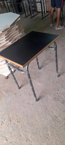 TABLE SCOLAIRE INDIVIDUELLE