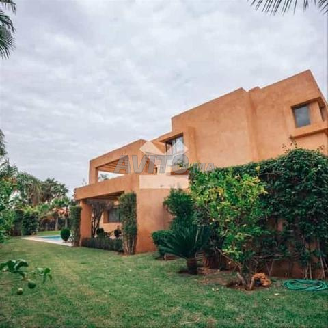 173119-بيع فيلا في مراكش بريستيجيا بمساحة 573 متر مربع