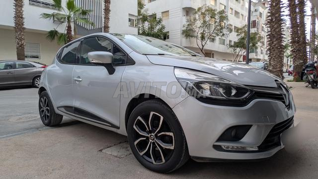 Clio 4 2019/11 jamais accidentée carte grise