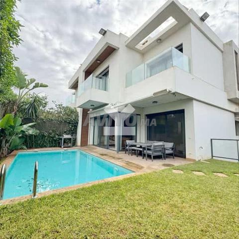 165275-بيع فيلا في الدار البيضاء عين الدياب إكستنسيون