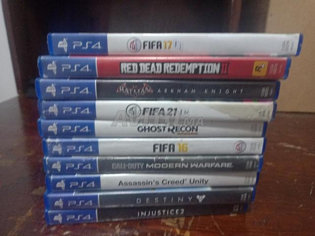 PS4 Slim avec des CD - 2