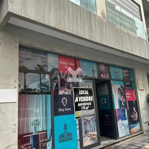 12304-Vente Local à Casablanca Gauthier de 174 m²