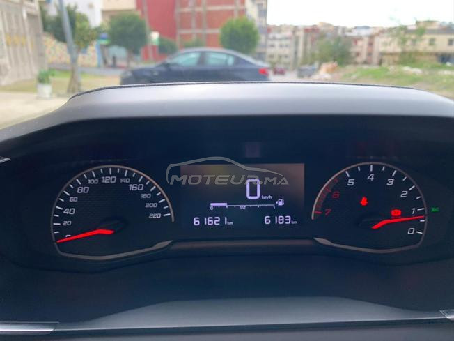 Peugeot 208 Diesel 2023 à Tanger