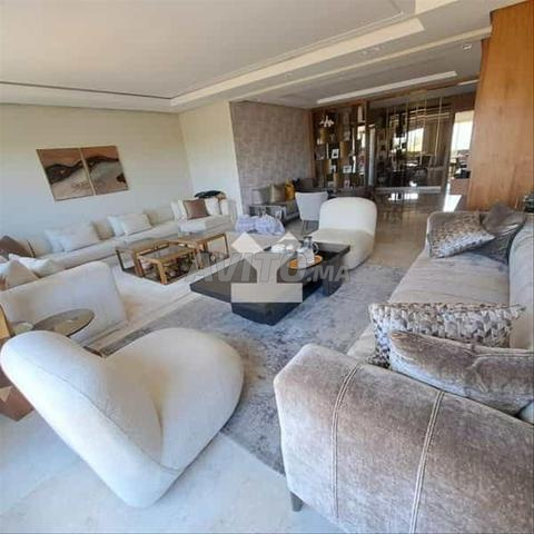 147777-بيع شقة في الدار البيضاء واحة 144 م²