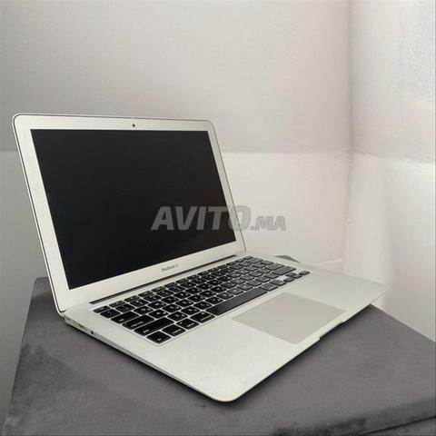 PC Macbook Air i5 256ssd écran 13'' peu servie