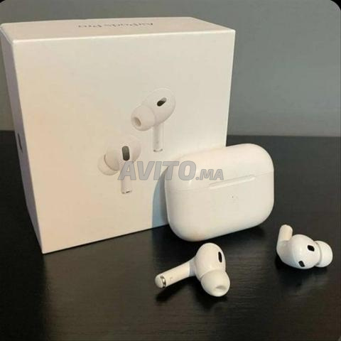 Air Pods pro 2 ( apple , iphone )