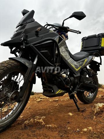 Sym nht 300 equipé - 2