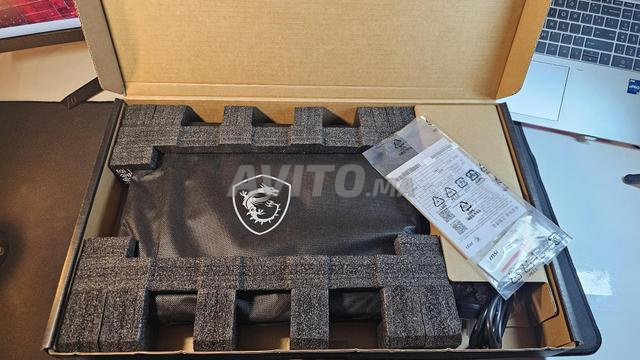 MSI Vector 16 HX AI – Ultra 9 RTX 5080 - 2