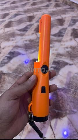 Détecteur de métaux