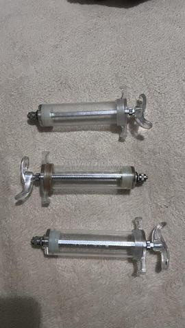 Surang pour nourrir les oiseaux