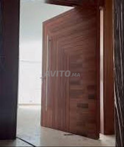 Vernisseur menuisier