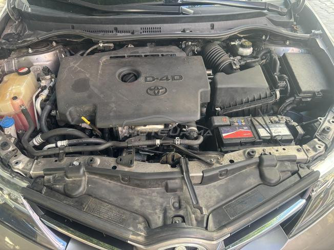 Toyota auris lbi3 ba9a mziana 