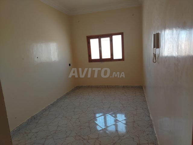 شقة للإيجار في العيون - 2