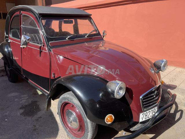 Citroën 2 CV Essence Manuelle 1980 à Marrakech