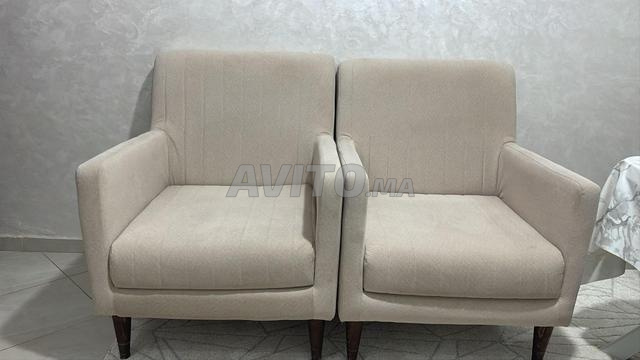 اثنان من الكراسي - 2