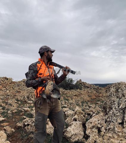 شاب يطلب عمل كوكيل عقاري أو سائق أو مرافق قنص