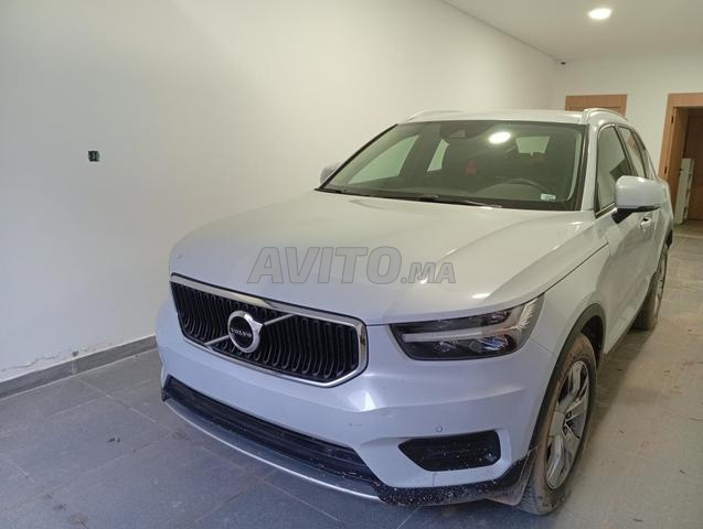 Volvo XC40 بنزين أوتوماتيكية 2021 في الدار البيضاء - 2