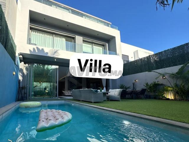 À VENDRE VILLD’ARCHITECTE VU MER À AIN DIAB 