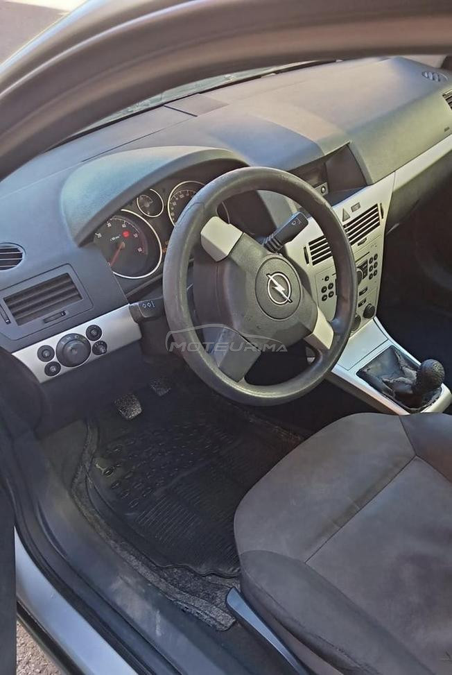 Opel Astra Diesel Manuelle 2008 à Benslimane