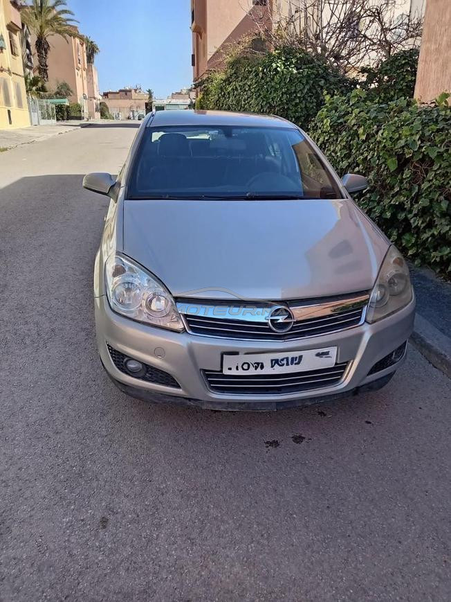 Opel Astra Diesel Manuelle 2008 à Benslimane