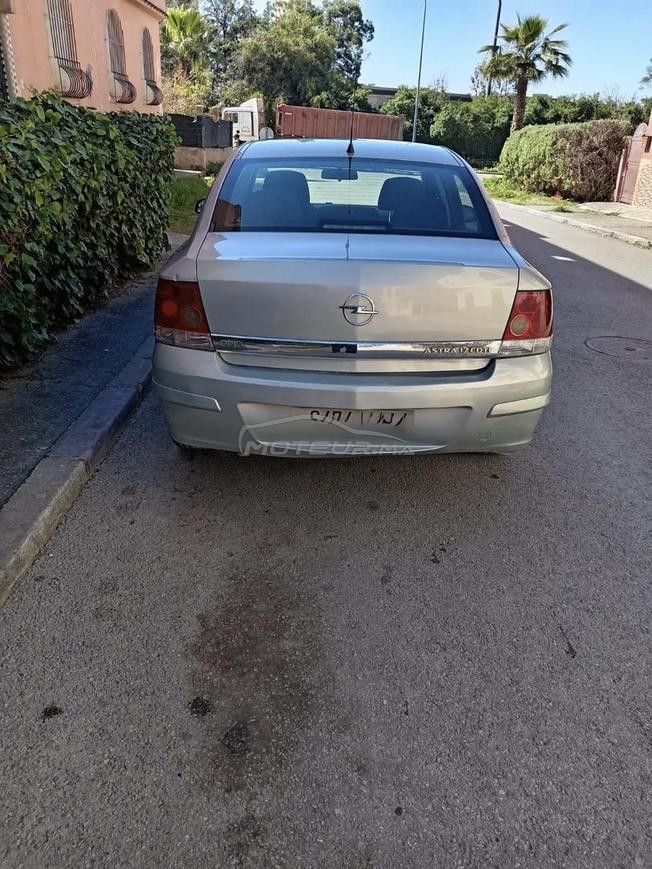 Opel Astra Diesel Manuelle 2008 à Benslimane