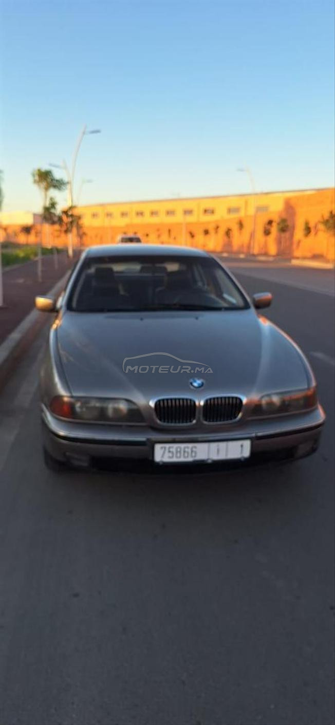 BMW E39 523i M52B25