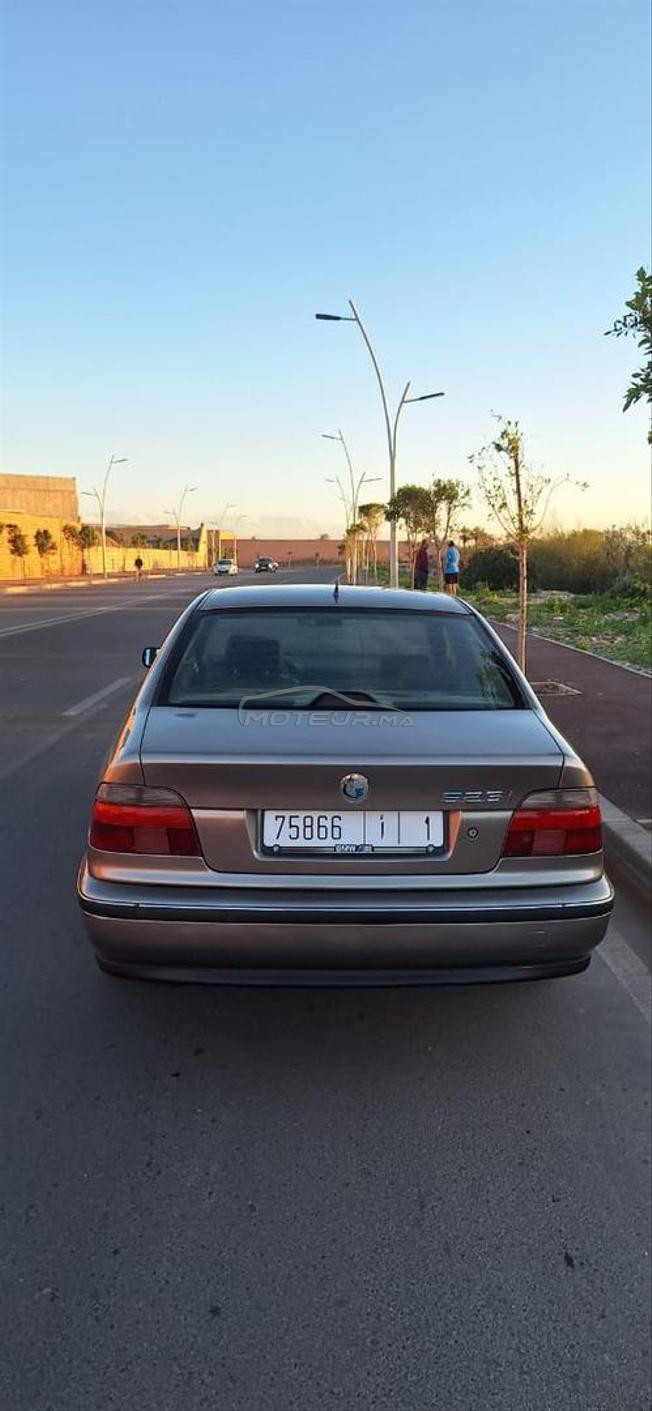 BMW E39 523i M52B25