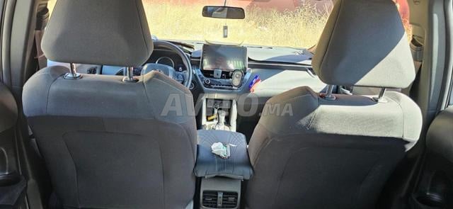 تويوتا كورولا X SUV هجينة أوتوماتيكية 2024