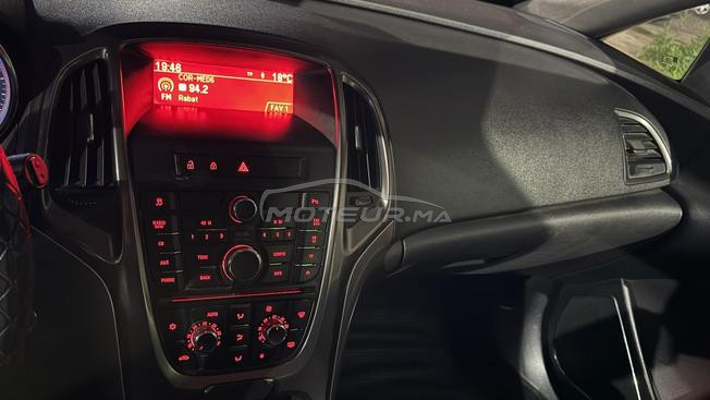 opel astra 2012